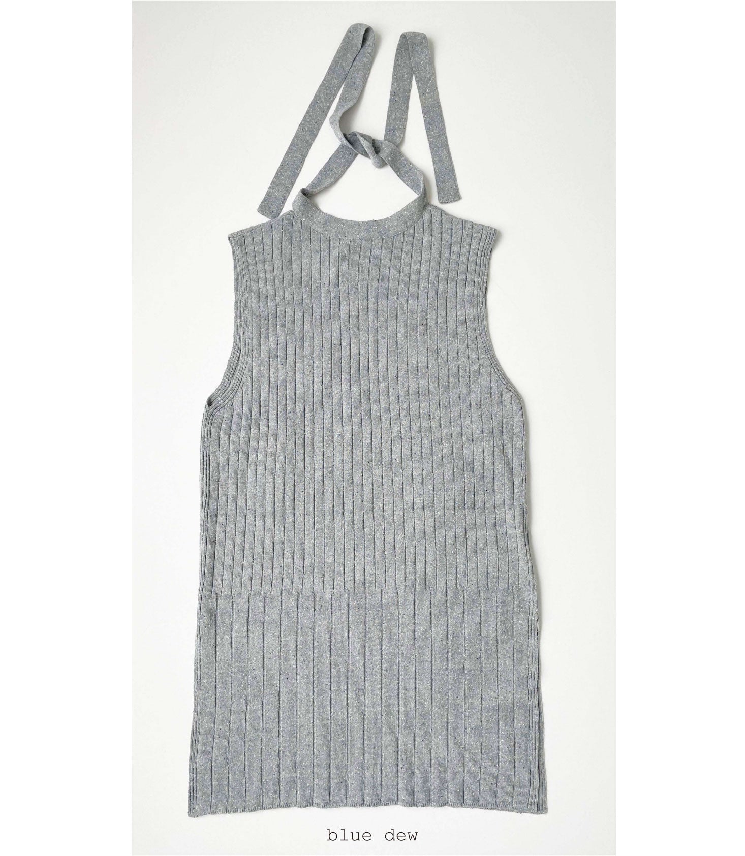 □Tops – nakes